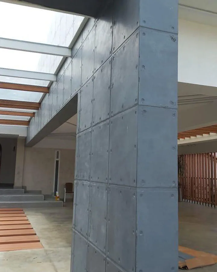 Fachada concreto with holes (3)