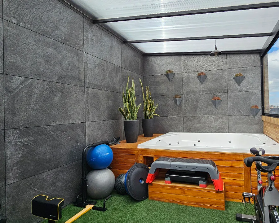 Gimnasio Steel Grey Carolina cruz