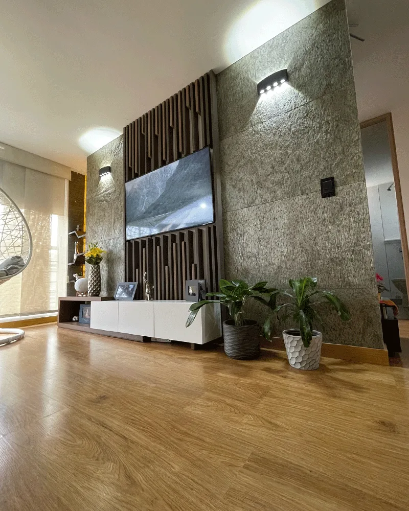 Teresa-Santos-201—silver-shine-gold-sala-tv-listones-chocolate-coffe-1