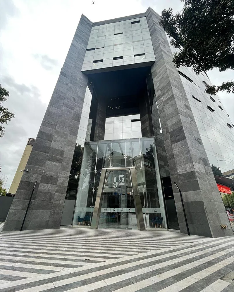 fachada-edificio-1592-Steel-Grey-3